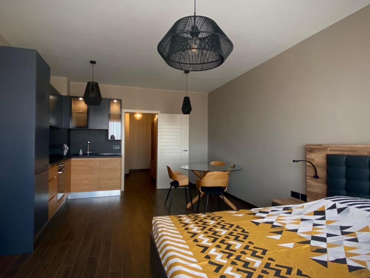 Studio Via Pontica Apartment Varna ภายนอก รูปภาพ
